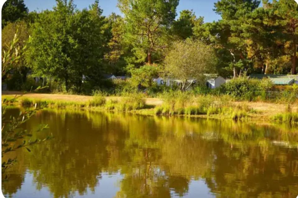 Mobilhome Proche Puy Dufou La Boissiere-de-Montaigu エクステリア 写真